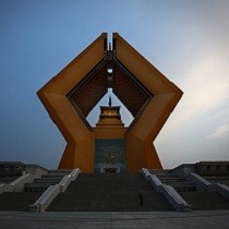 冯琼