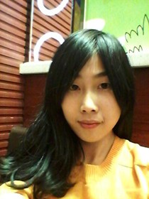 黄嘉玲