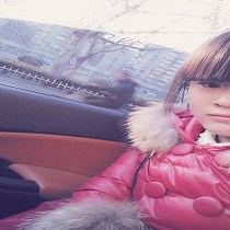 闫倩